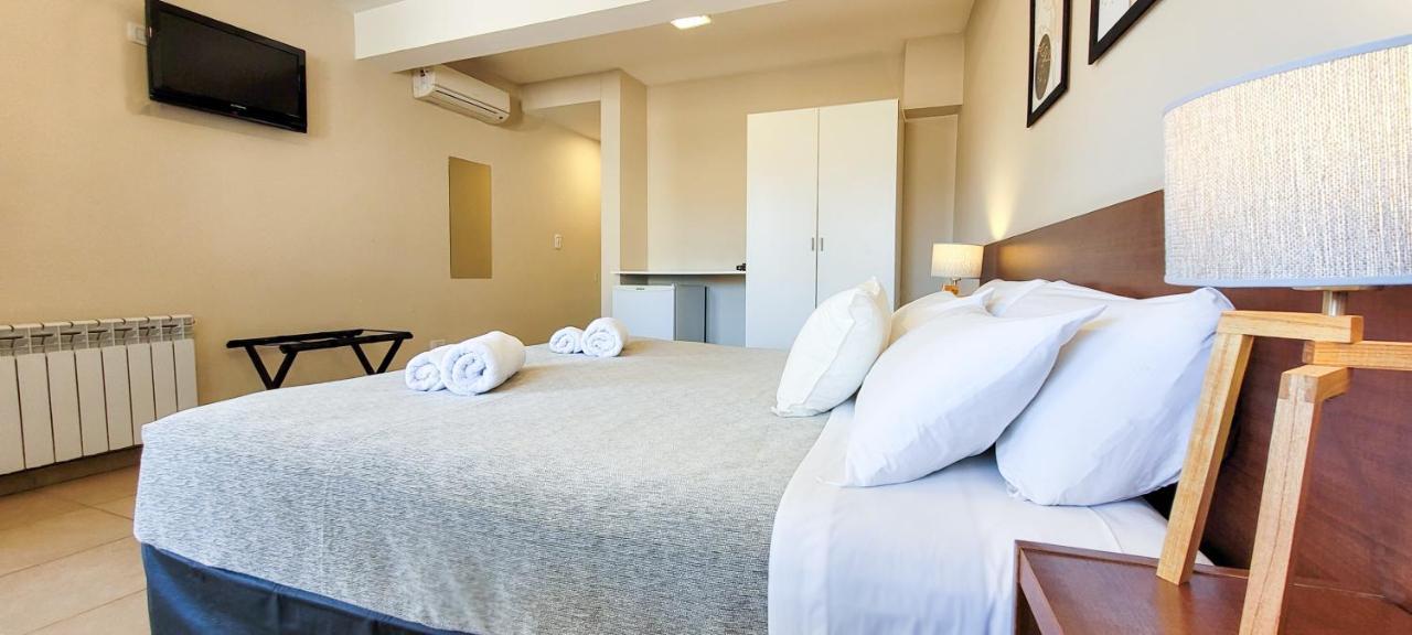 Soltigua Apart Hotel Mendoza Bagian luar foto