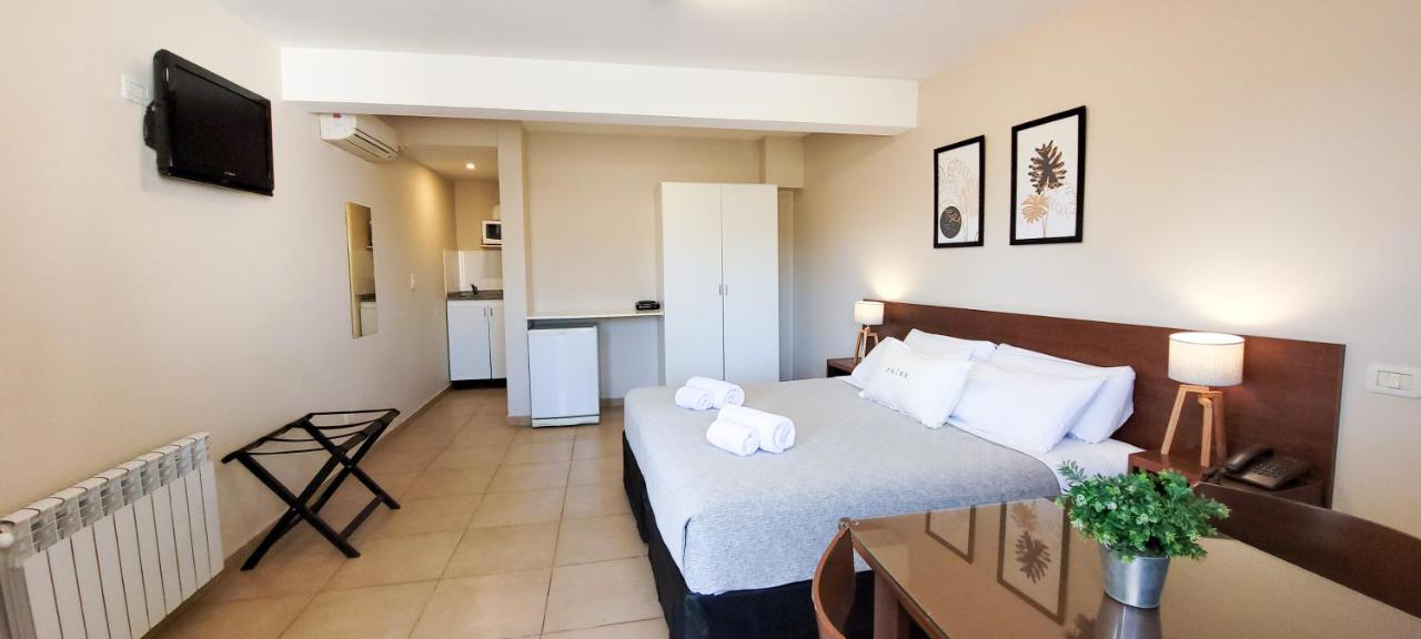 Soltigua Apart Hotel Mendoza Bagian luar foto