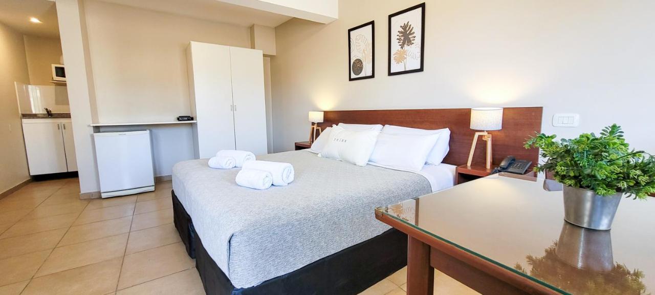 Soltigua Apart Hotel Mendoza Bagian luar foto