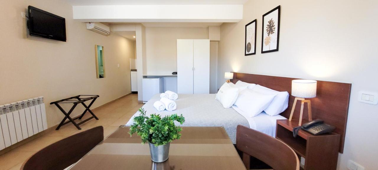Soltigua Apart Hotel Mendoza Bagian luar foto