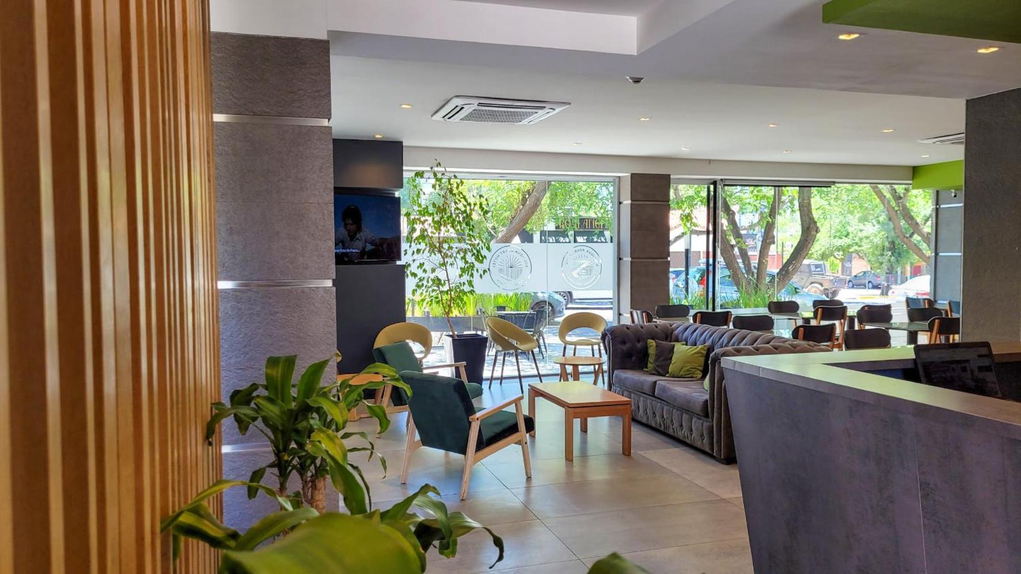 Soltigua Apart Hotel Mendoza Bagian luar foto